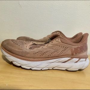 Hoka One One Clifton 7